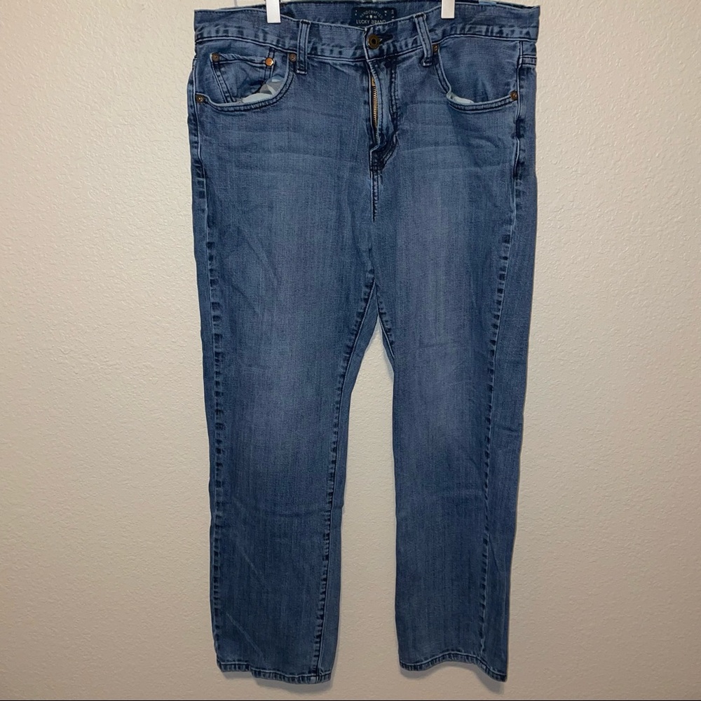 Lucky Brand 221 Original Straight Medium Wash Jeans